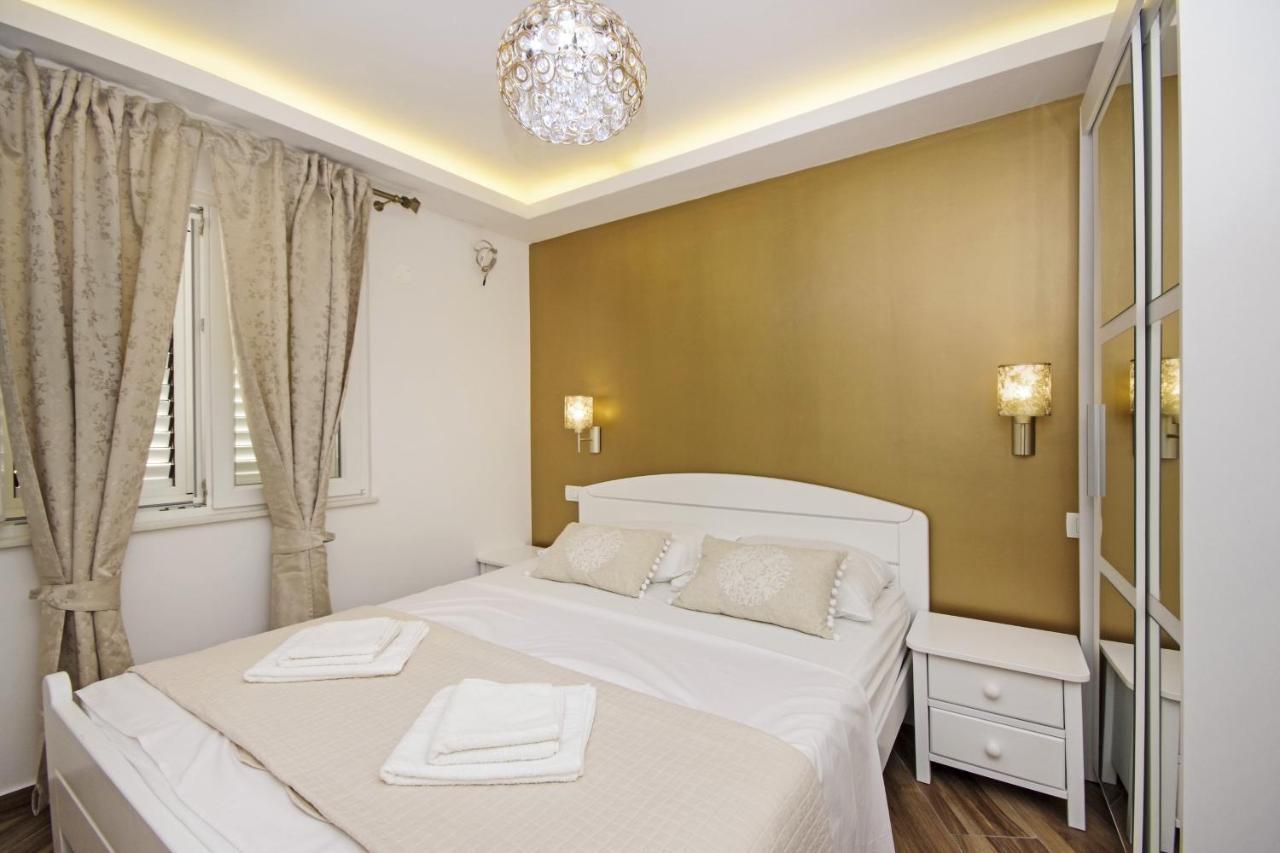 Apartments By The Sea Baska Voda, Makarska - 17570 Екстер'єр фото