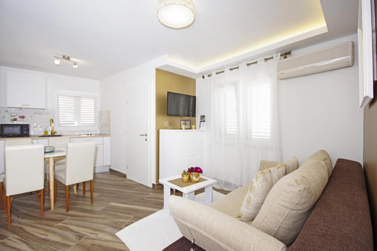 Apartments By The Sea Baska Voda, Makarska - 17570 Екстер'єр фото