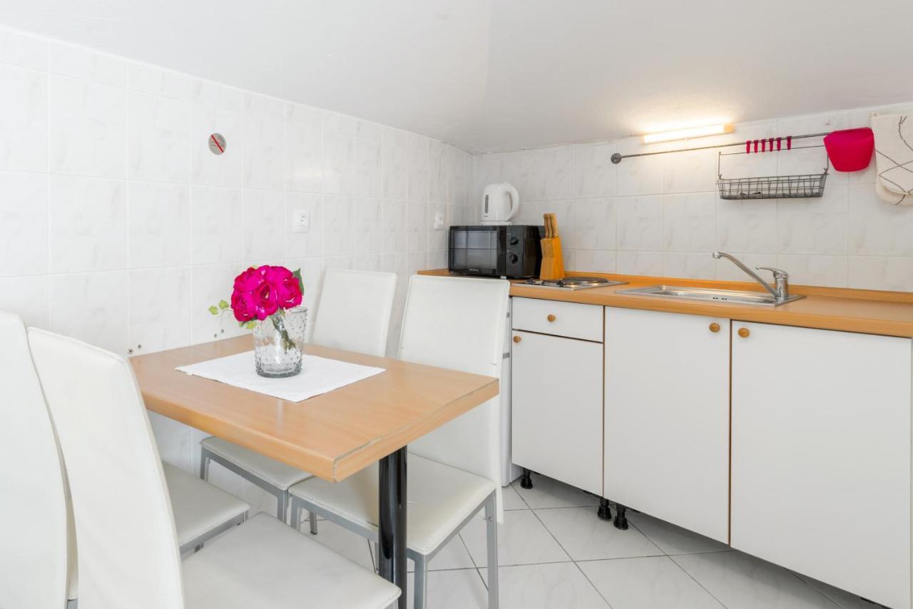 Apartments By The Sea Baska Voda, Makarska - 17570 Екстер'єр фото